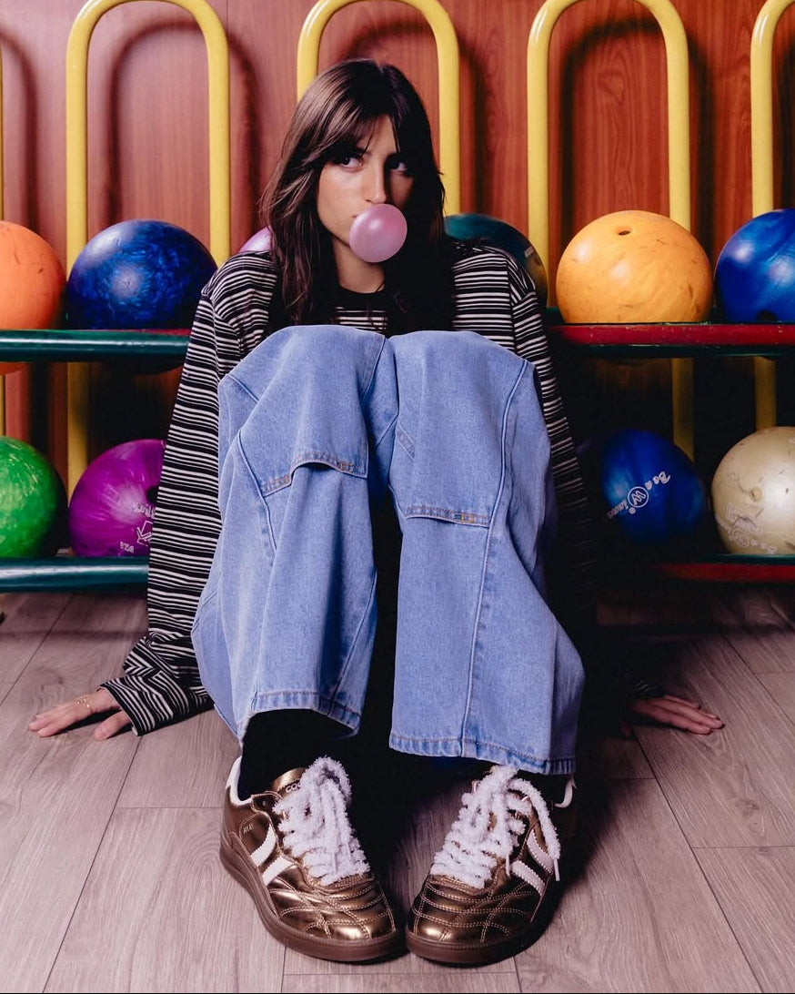 Becks Golden Flicker