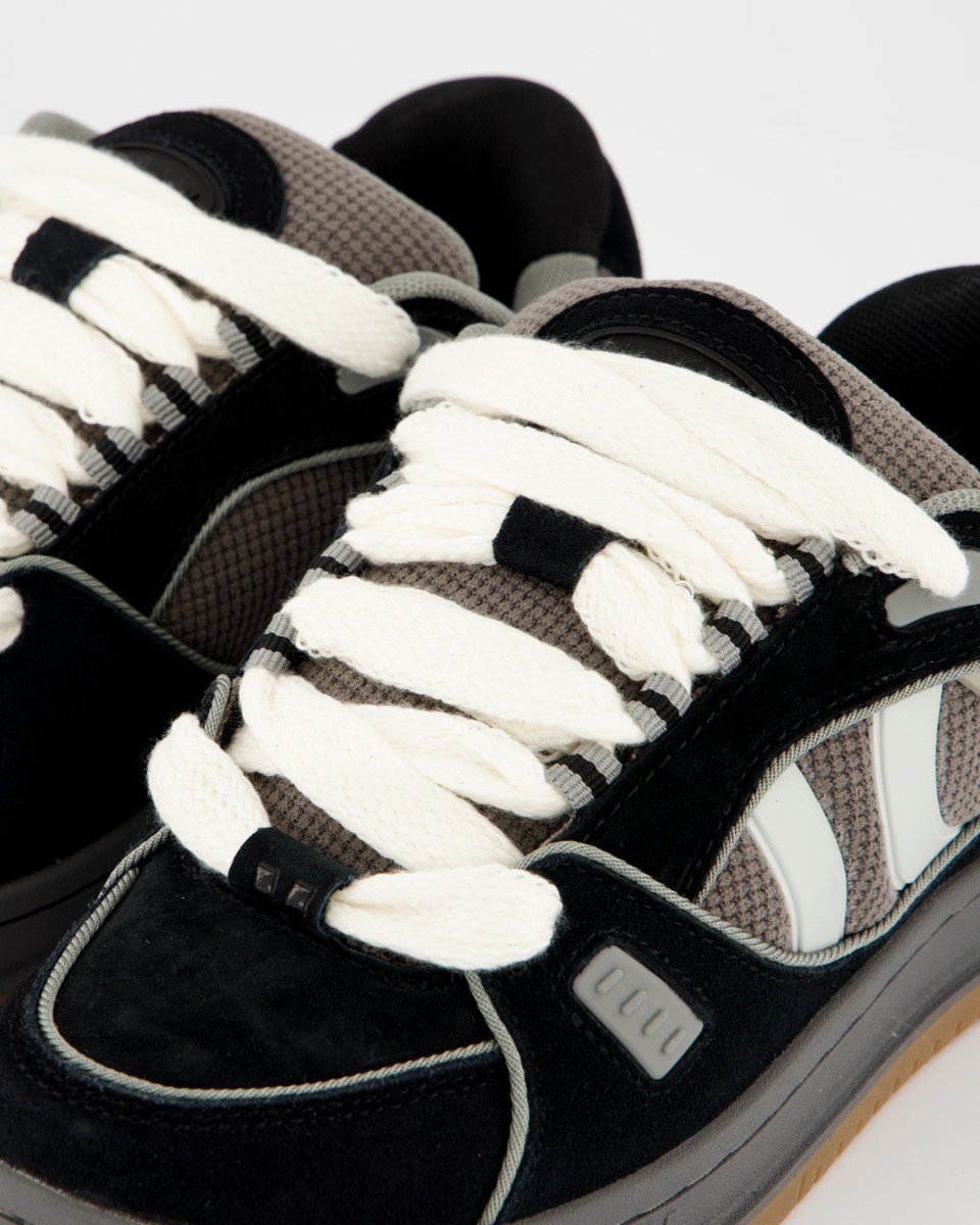 Hock Midnight Black