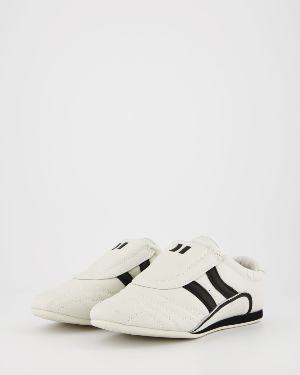 Wondo Classic White